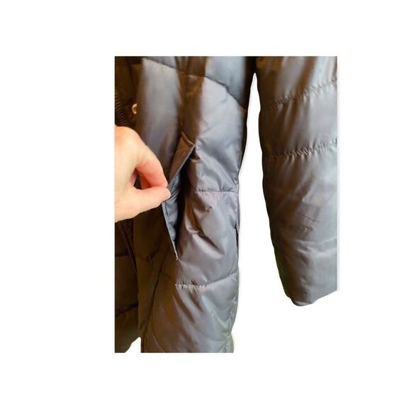 EUC GAP hooded winter jacket in black - Picture 7 of 15